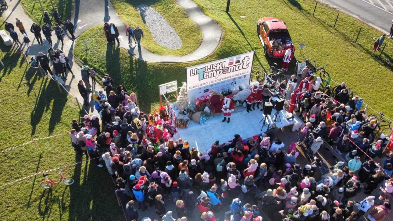 Božički_na_kolesih